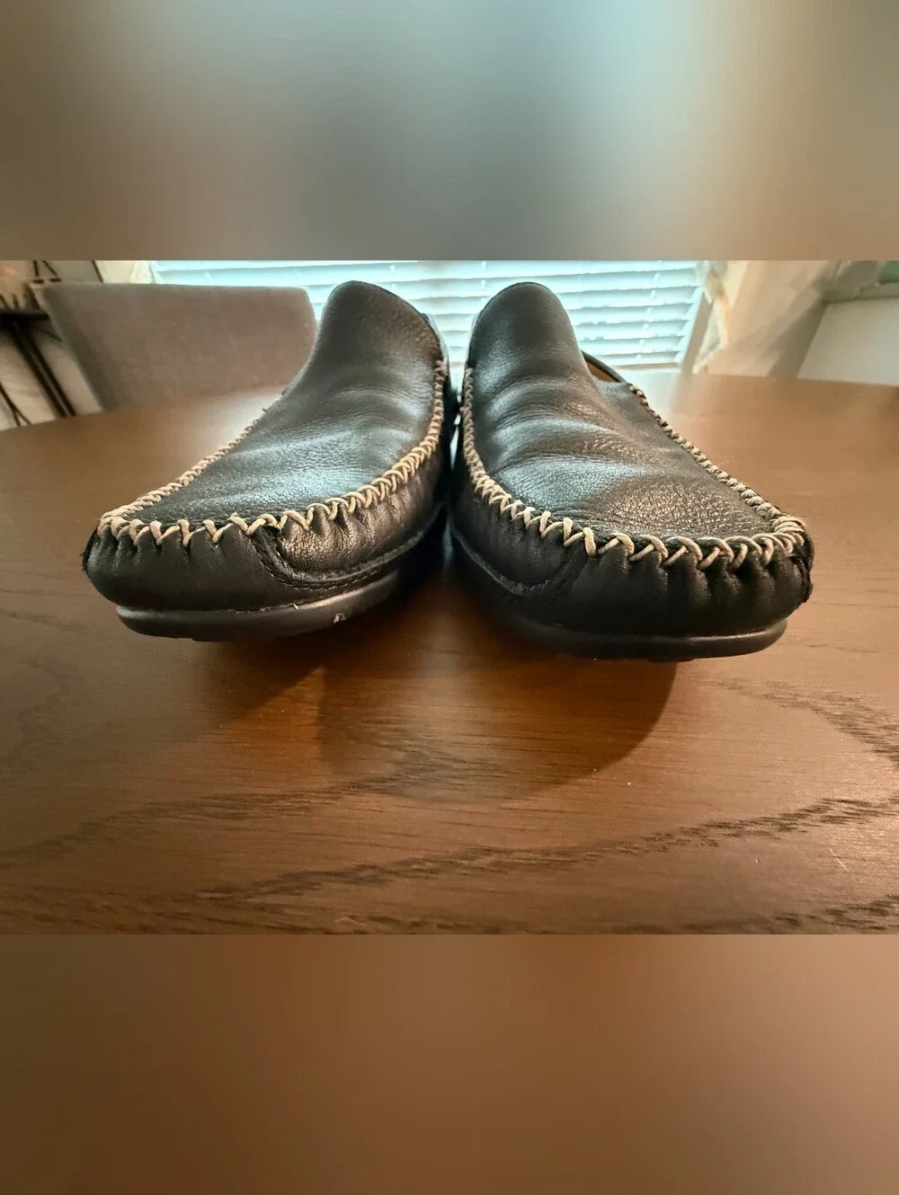 Johnston & Murphy Black Sheepskin Loafers Size 9